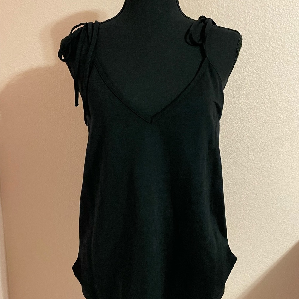 Zara tie up tank size small, nwot